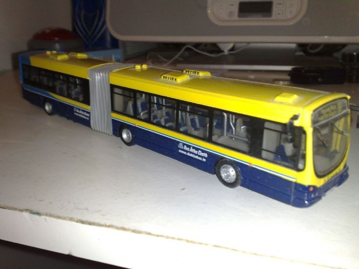 Dublin bus bendy bus