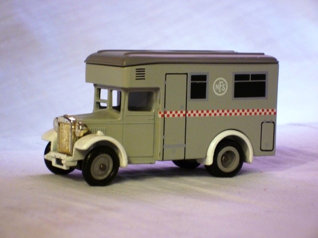 Lledo code 3 National Fire Service