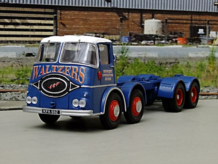 1/50th Scale Corgi ERF KV Fairground Lorry