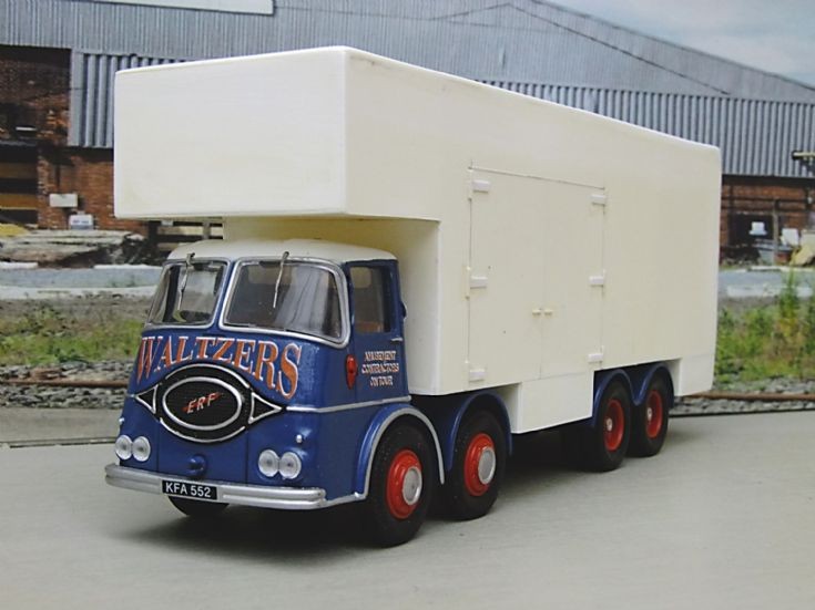 1/50th Scale Corgi ERF KV Fairground Lorry