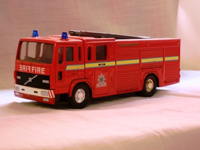 Corgi Volvo FL614 WrT City Fire Brigade
