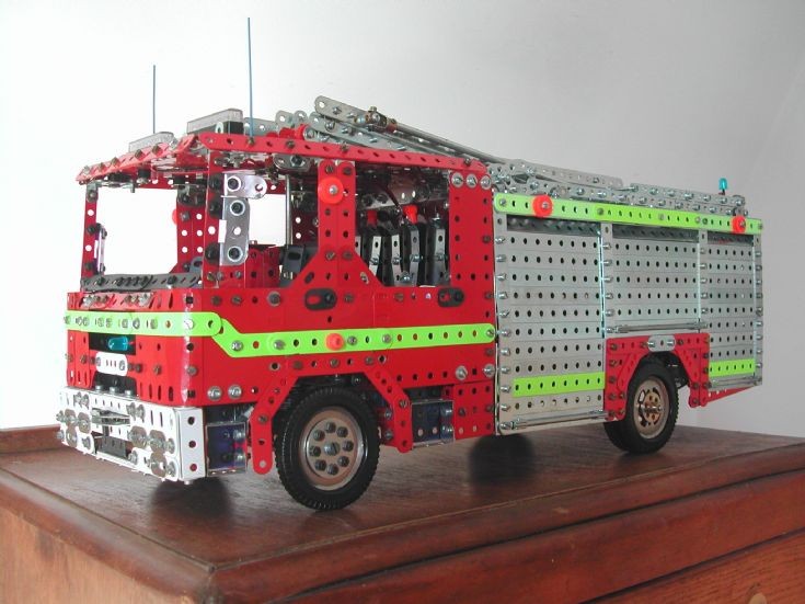 Dennis Sabre WTL in Meccano