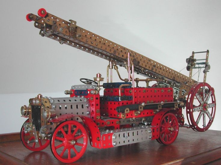 Dennis N in Meccano