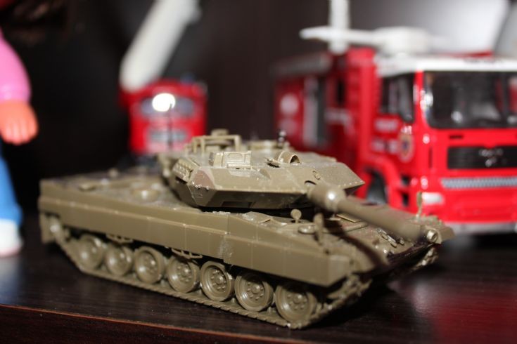 Revell Leopard tank