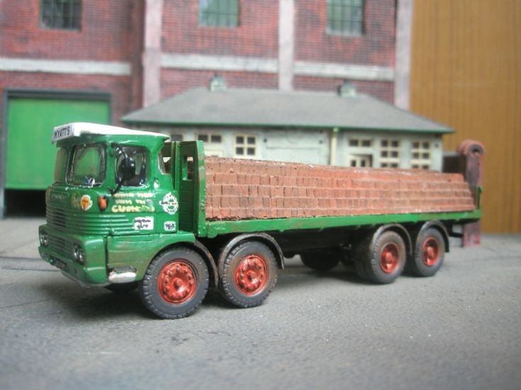 Myatt's Michelotti in 1/76