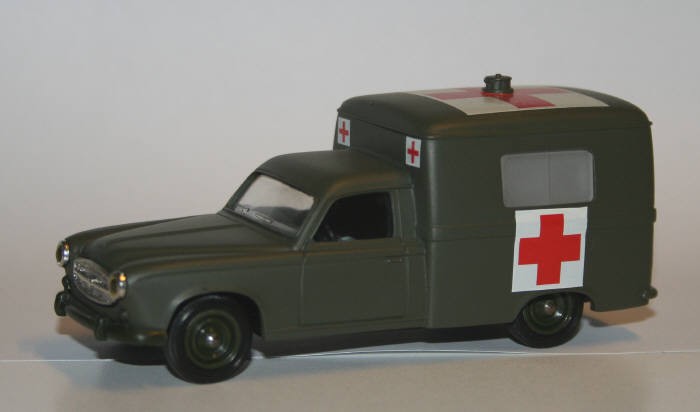 Verem 1/43 Peugeot 403 ambulance army