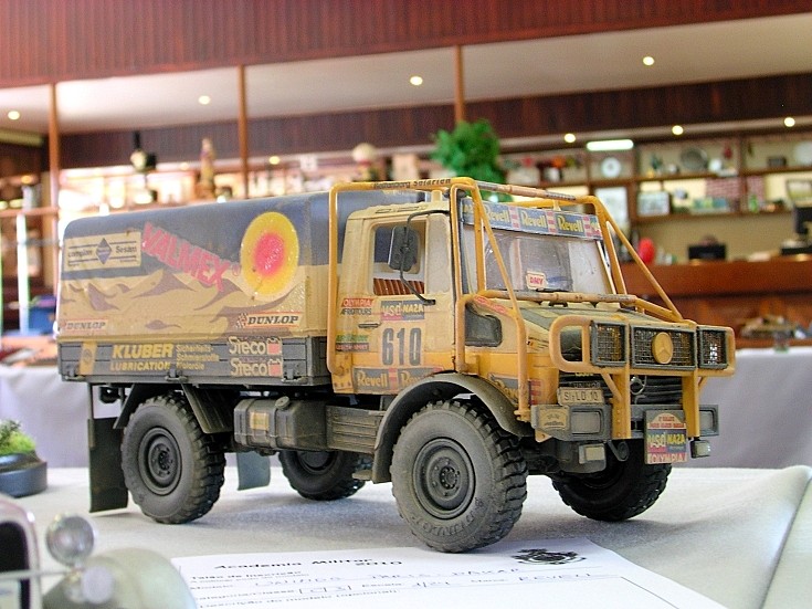Mercedes-Benz desert truck