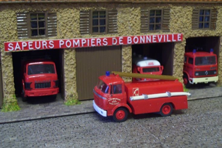 French Sapiers Pompiers Berliet Pump.