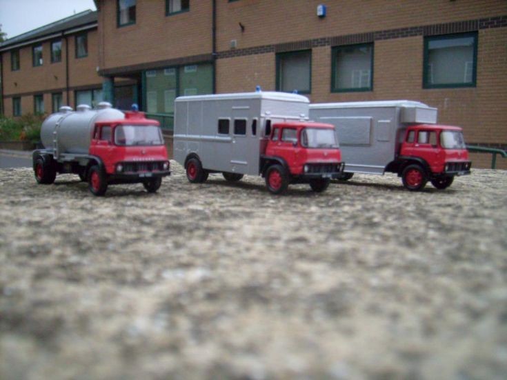 Three Wyvern FB Bedford TKs