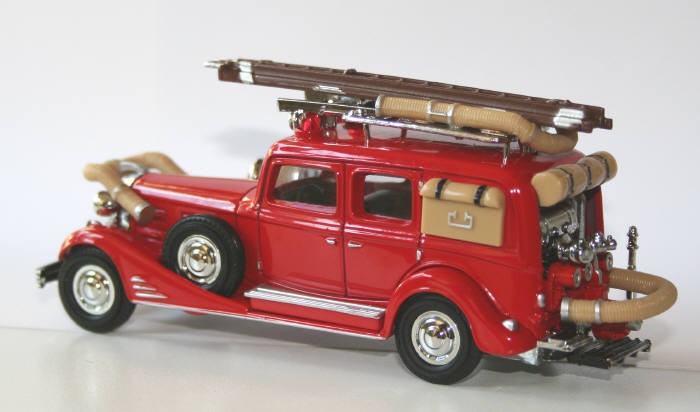 Matchbox 1/48 Cadillac V16 pumper rear view