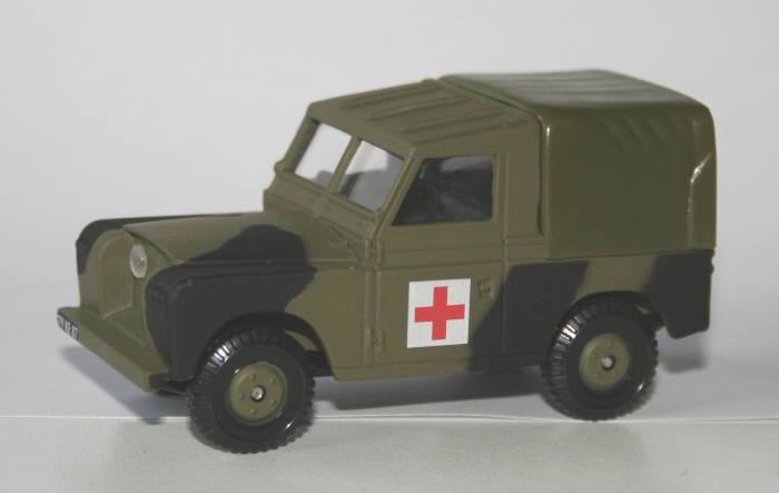 Lledo 1/76 Landrover 88 British army medical services