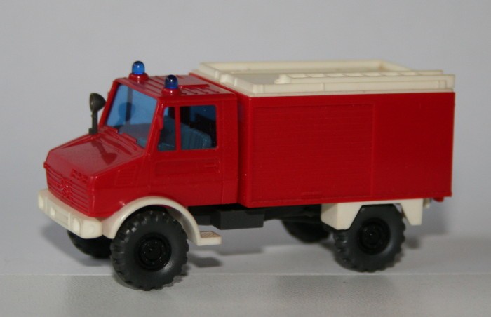 Wiking 1/43 Mercedes-Benz Unimog TLF8/18
