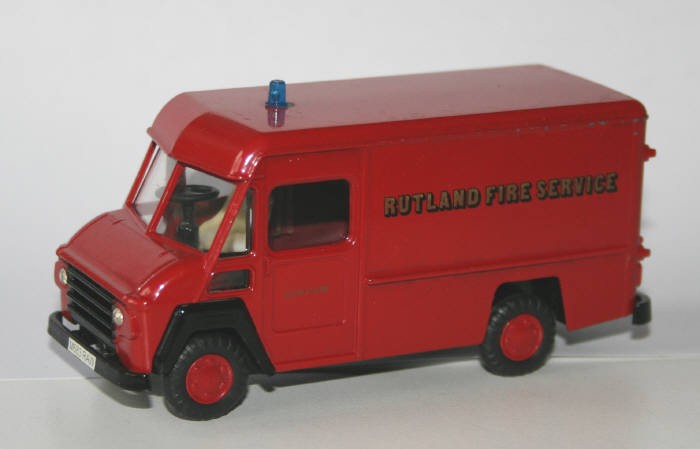 LionCar 1/43 Commer Walk-Thru