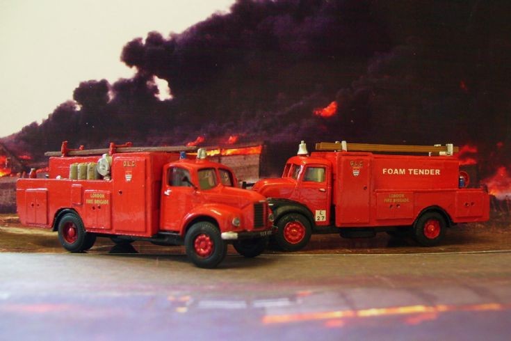 Tyre Dump Fire - Make Foam Tenders Two.
